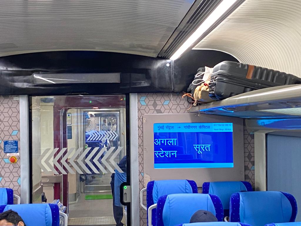 windbeneathw's tweet photo. Wonderful journey and great service from Mumbai to Surat @VandeBharatExp https://t.co/TGdlKzwfCD