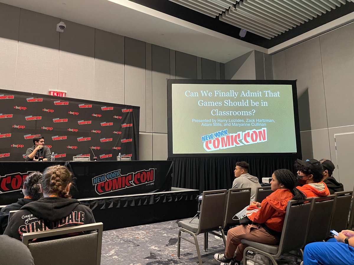 MrAhmedGaming's tweet image. I had a great time on day 1 of #NYCC! Some highlights: an inspiring, informative panel on video games in the classroom hosted by @HeyListenGames, @illgrillchill, @LI_Mills, and @culliope and the #AmazingLibraryCard from @NYPL.