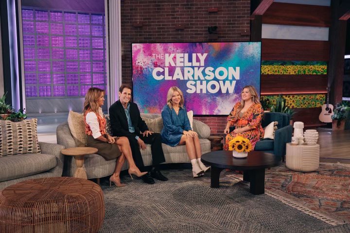 2021 National High School Journalist of the Year <a href="/RileyAtkinsonn/">Riley Atkinson</a> makes her second appearance on <a href="/KellyClarksonTV/">The Kelly Clarkson Show</a> at 3 p.m.  tomorrow.  Your  <a href="/SMEastLancers/">SME Lancers</a> and <a href="/SMEHarbinger/">The Harbinger</a> alum looks ever so natural. <a href="/kspaonline/">KSPA Online</a>