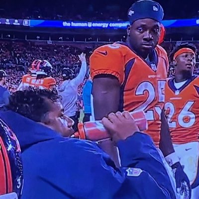 BigBrunTheory's tweet photo. #NewProfilePic https://t.co/euWKVyTeq5