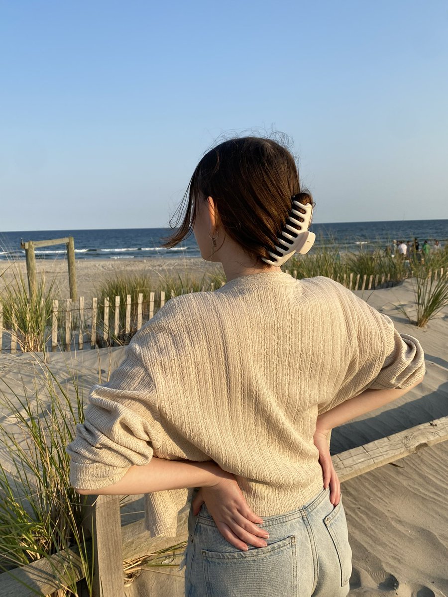 ImRileyHarry's tweet photo. Last beach day for a while https://t.co/Utc1MtU27P