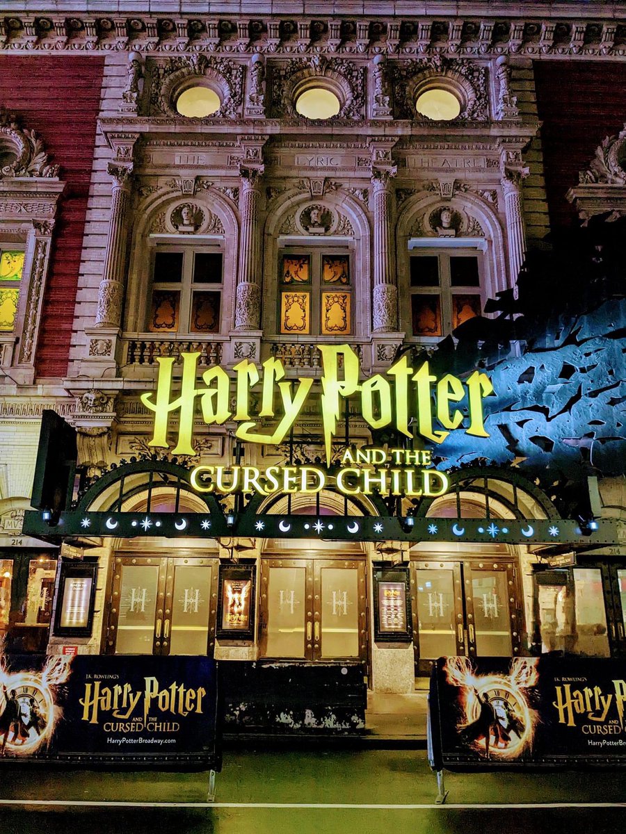 alfcalingacion's tweet photo. It's time to believe in magic again! 🪄

Spell-binding magic and performance! Thank you, Harry Potter and the Cursed Child. #WhenInNewYork https://t.co/JxSWt3HUkx