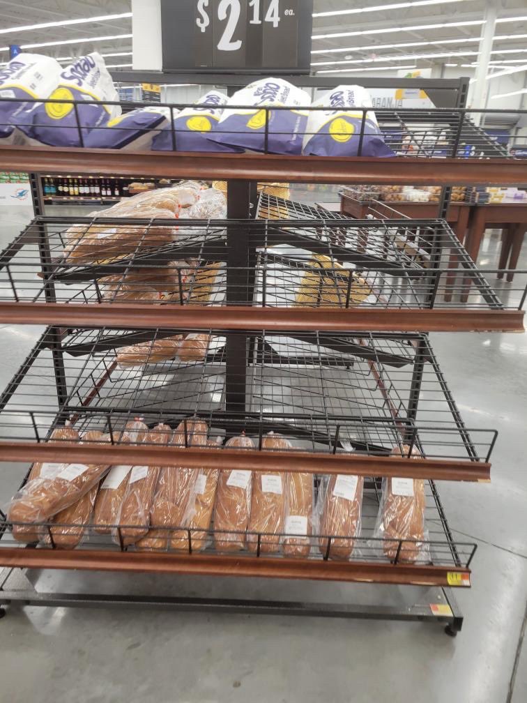 CarinesMoncada's tweet image. #LaInsoportableReporta

Oyente me envía estas fotos de su visita al @walmart ubicado en el 14325 SW 268th St, Naranja, FL 33032.