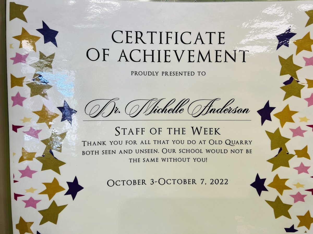 andermm1's tweet photo. #sd113a #OQMS #weAREoq                      Our Sunshine Club @OQMS goes above and beyond recognizing our staff contributions. I was humbled to be honored this week. #beststaffever #bestplacetowork #bestmiddleschool #schooltowatch https://t.co/HoEeSrbg7A