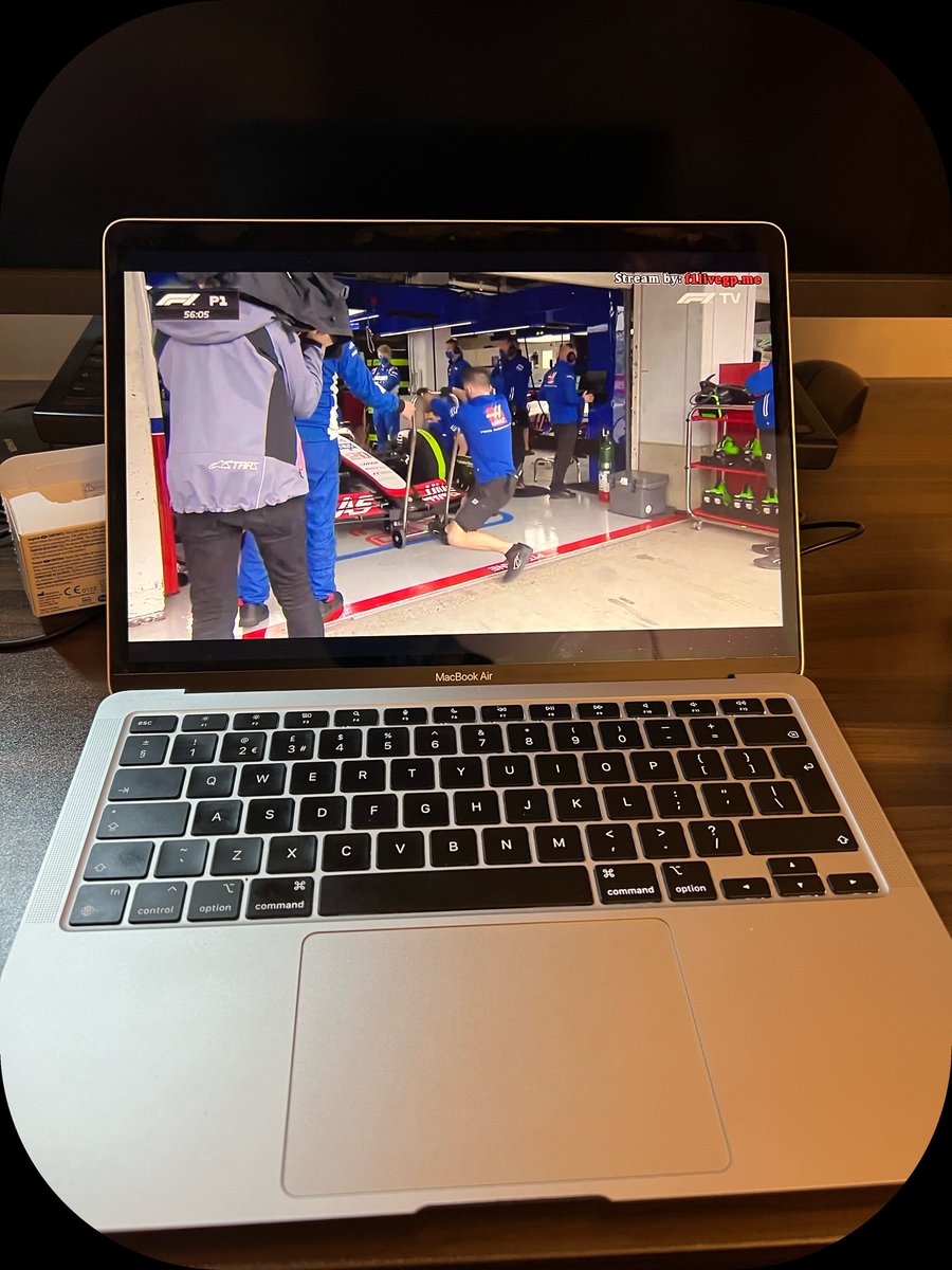 iustin444's tweet photo. Having FP1 in the background while I pack for my flight. Thank you for a good wake up @crofty! #skysportsf1 https://t.co/XSzeKqvkw2