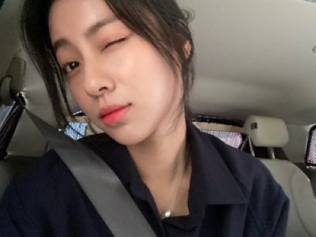 kmicnah's tweet photo. I'm sending positive vibes your way in the hope that this beautiful morning treats you well. I was hoping that you could shed some light on the activities that you have planned for today. Bear in mind that you should akways keep a cheerful attitude, no matter what! https://t.co/QbGZ5ITls4