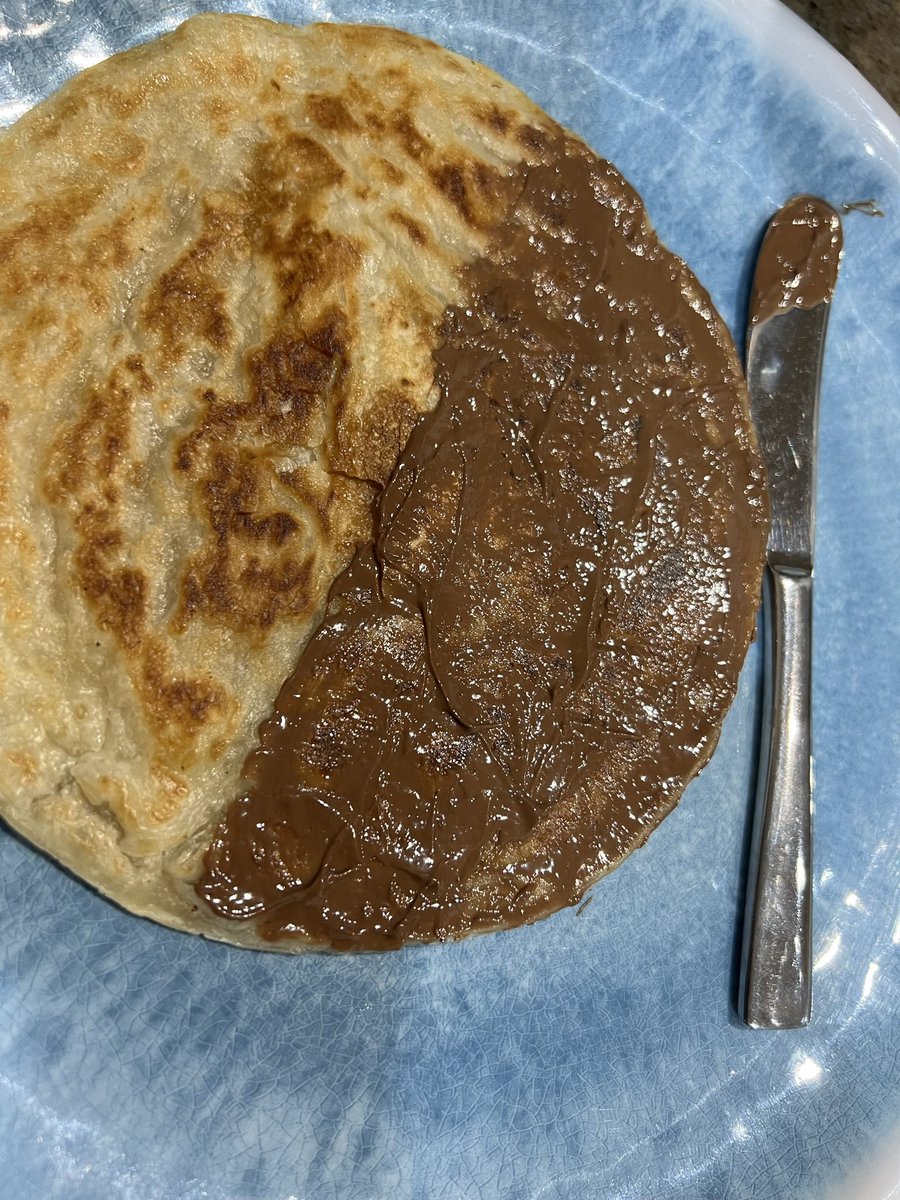 ThisAndThatDude's tweet photo. The Amdavadi in me is alive and kicking.
Made this ‘Nutella Paratha’ for #Chhotijee’s breakfast and she absolutely loved it. #DudeFood #DadDays https://t.co/kvxLqa7mks