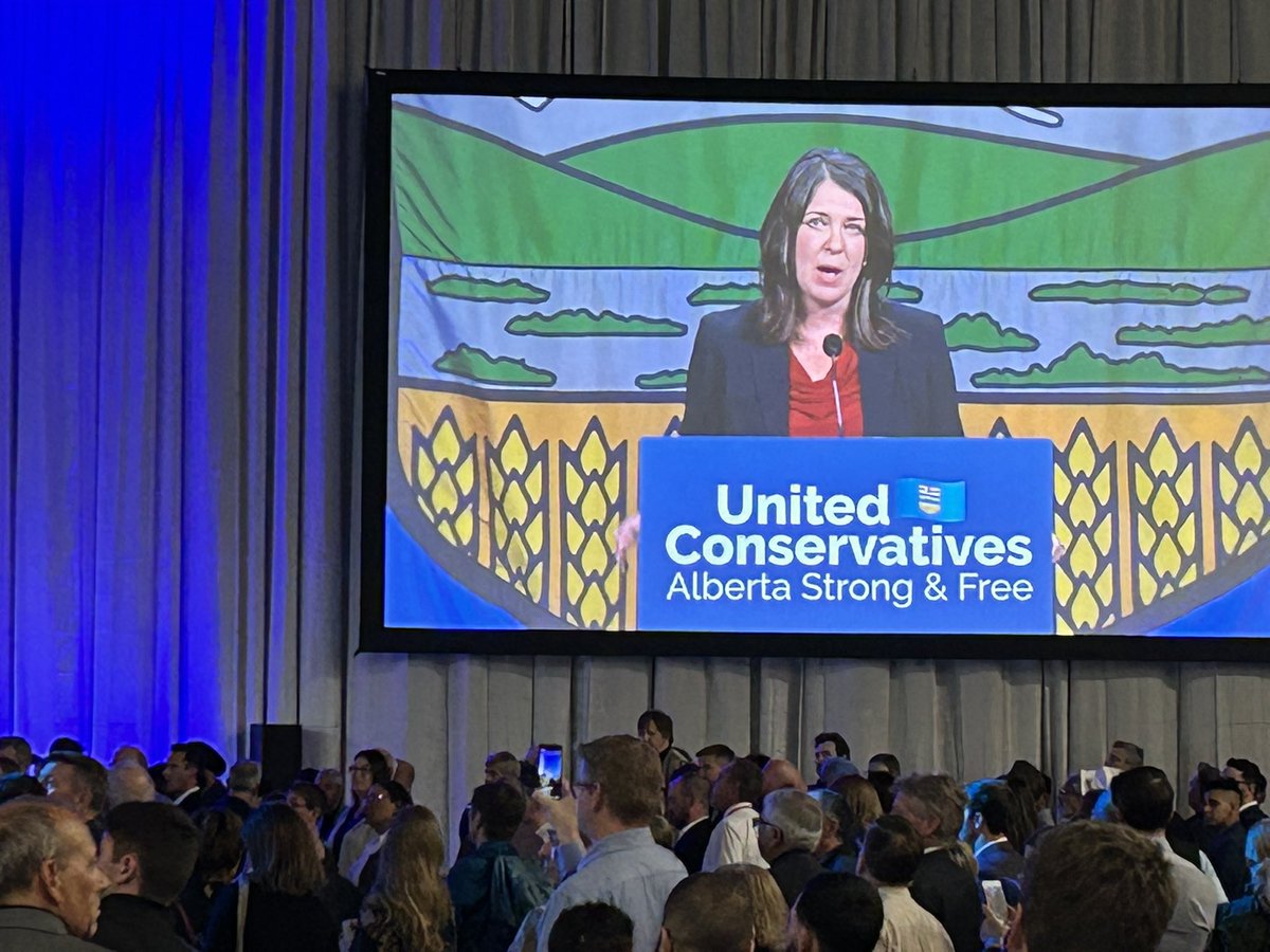 Will <a href="/JustinTrudeau/">Justin Trudeau</a> congratulate Danielle Smith as he congratulated Francois Legault this week? Or will he ignore her (like Giorgia Meloni) or attack her (like Jody Wilson-Raybould, Jane Philpott, Celina Caesar-Chavannes)? Trudeau doesn’t do well with women he can’t control.