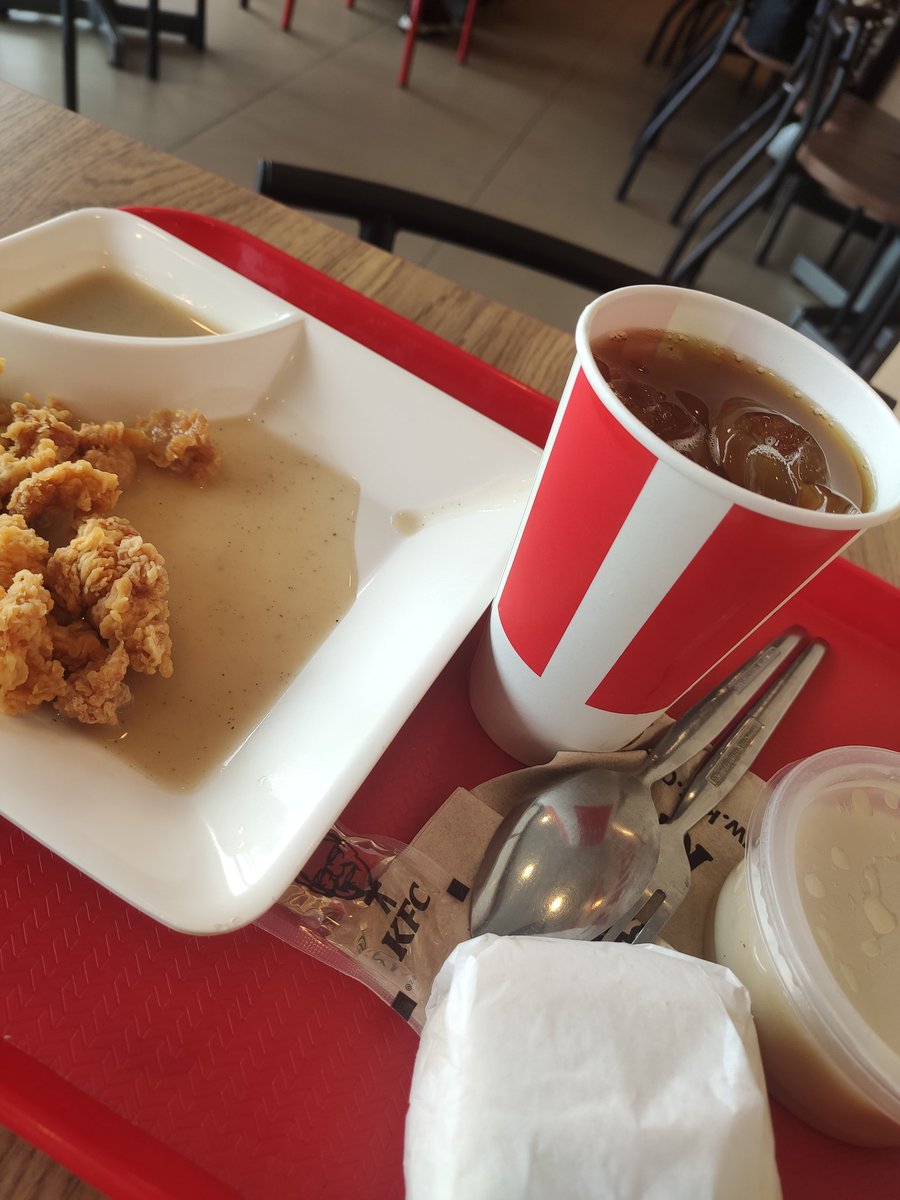 Avesohot's tweet photo. Early lunch,
#alterangles #alterporac https://t.co/uPhdTo9N3f
