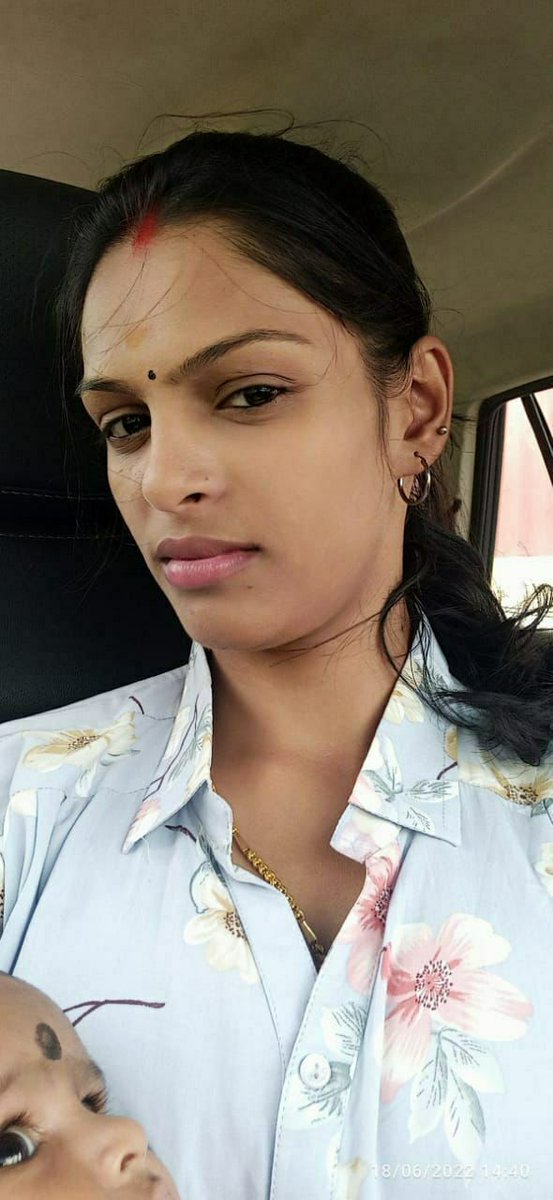 Rahulydd's tweet photo. Bhabi ka album👅👅💦💦💦 https://t.co/Bp8HQ8gBB0