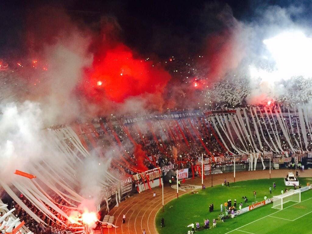 carraIvarez's tweet photo. el equipo que más gente llevo a Japón, el que vendió más entradas en el peor momento de la historia que el campeón de primera, el que todos los domingos lleva 72.000 personas y ni hablar los miércoles que otros clubes se excusan con ese día. https://t.co/oUFdqNsyDZ