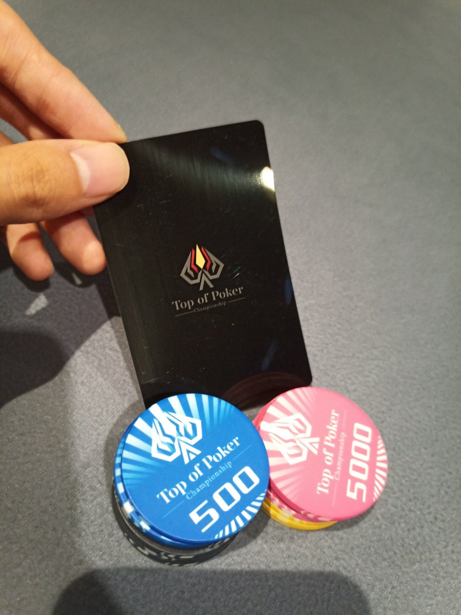 Light_p0ker's tweet photo. #TPC5 開幕です!
Dealer's Glory NLH 参加しております!!カットカードも頂きました! https://t.co/wB2WIs2pno