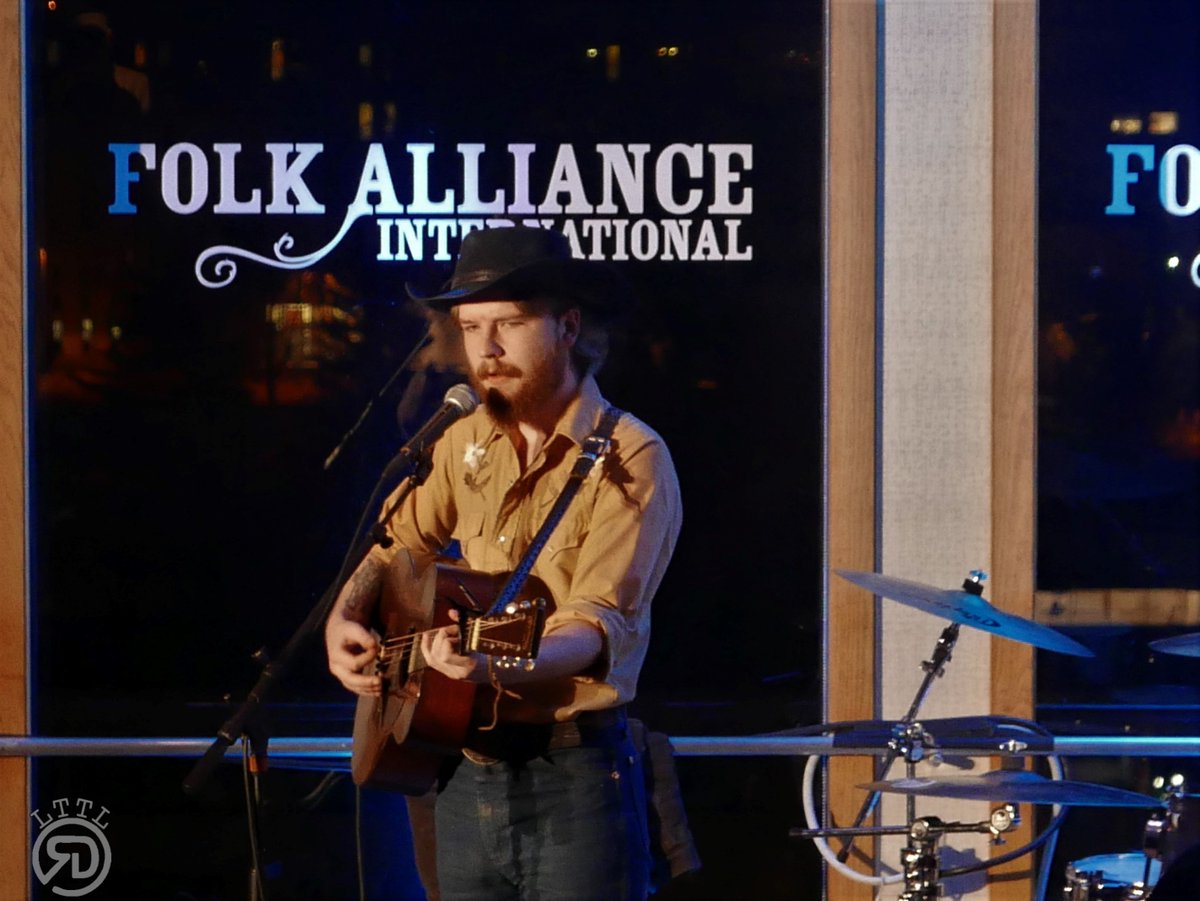 Thinking to go to the Folk Alliance International Conference in Missouri USA 2023?

You may qualify for a scholarship covering 50-100% of your registration. Details here

folk.org/programs/confe…

Photo: Listening Through The Lens