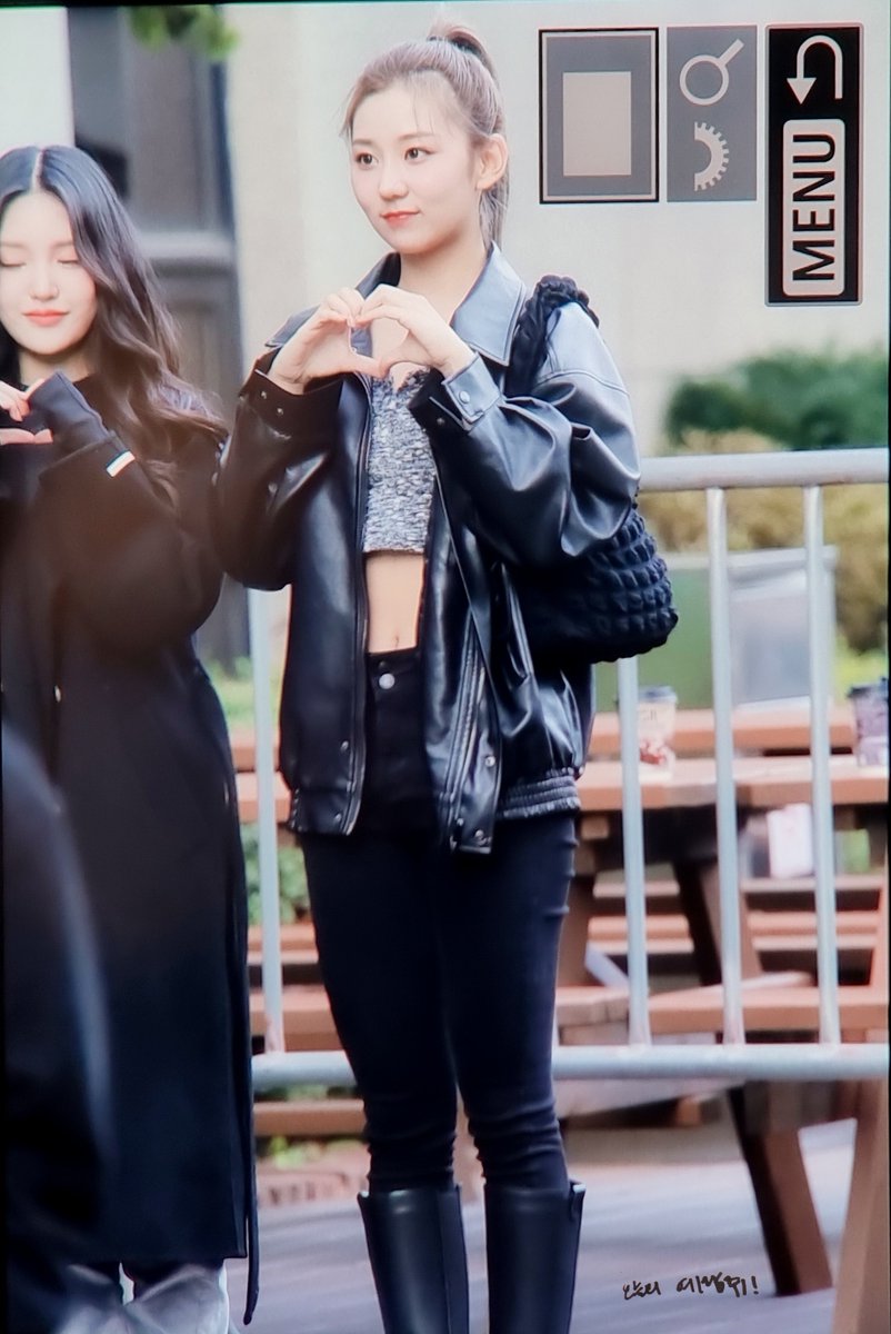 221007 안농
#미미로즈 #mimiirose #한예원 #예원이_짱 #오늘의_예람쥐