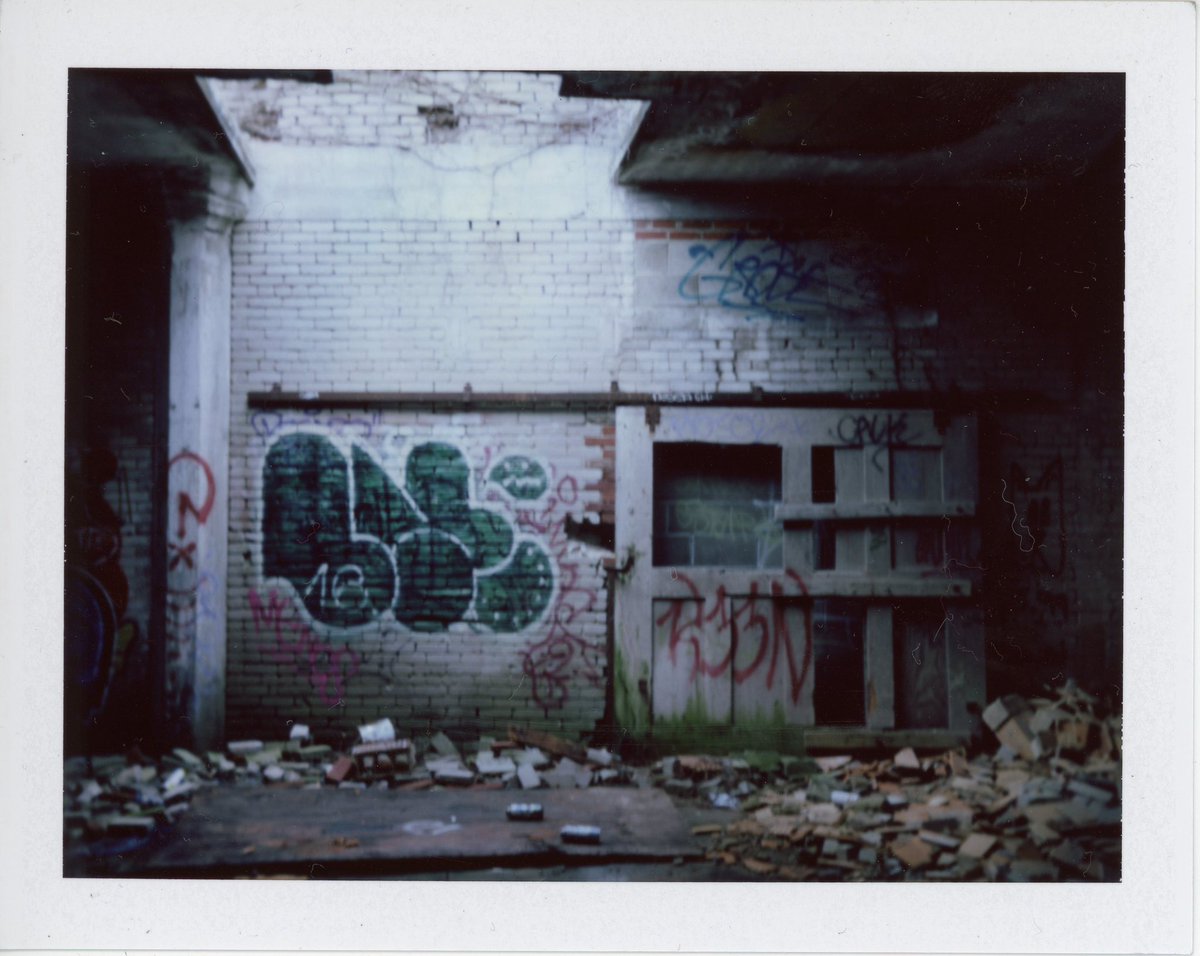 mattoriousphoto's tweet photo. I’ve been to Ohio. Once.
#polaroids #landcamera #peelapartfilm bring back #fujifp100c
#ilfordphoto #caffenolprocess #hp5plus #filmphotography https://t.co/fQIxYCpNPL