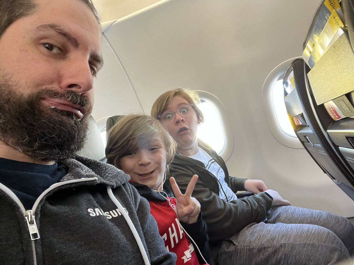 VaskenDesign's tweet photo. Flew to Florida for my Birthday weekend 😁 missing my wife but it’s gonna be a boys weekend 🥰
#birthday #birthdayweekend https://t.co/XjslfMwHT9
