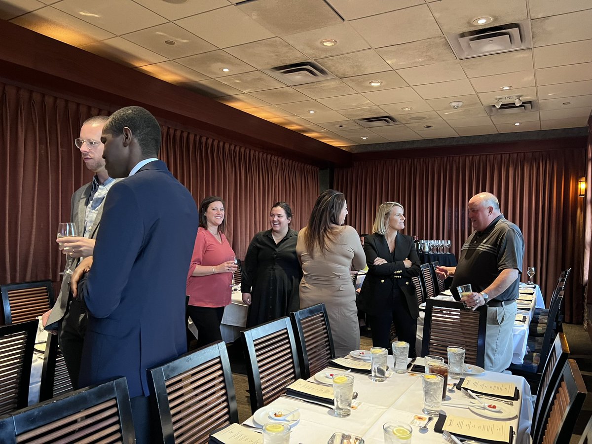 ErbenYoung's tweet photo. Thank U @CookMedical @cookvascular 4 sponsoring this evening’s educational dinner @MayoClinicSurg @MayoJaxGenSurg @MayoVascSurgery @MayoRadiology special guest talk by 🦸🏼‍♀️ @DejahJudelson from @UMassVascSurg @VascularSVS @VenousForum @JVascSurg @avsgjournal @JVSVL @RuthLBush https://t.co/Mvvs2x3qER