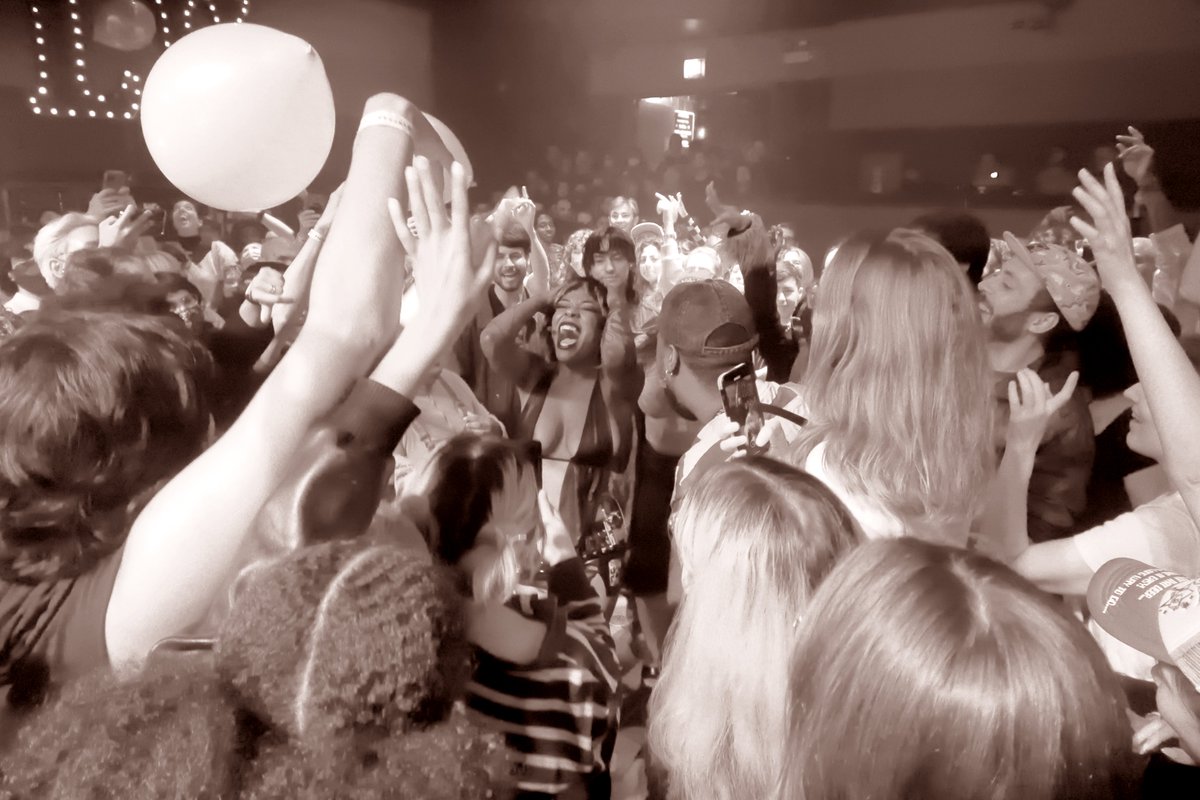 An unmistakably <a href="/LincolnHall/">Lincoln Hall</a> experience: fabulous and off-the charts with <a href="/sudanarchives/">Sudan Archives</a>