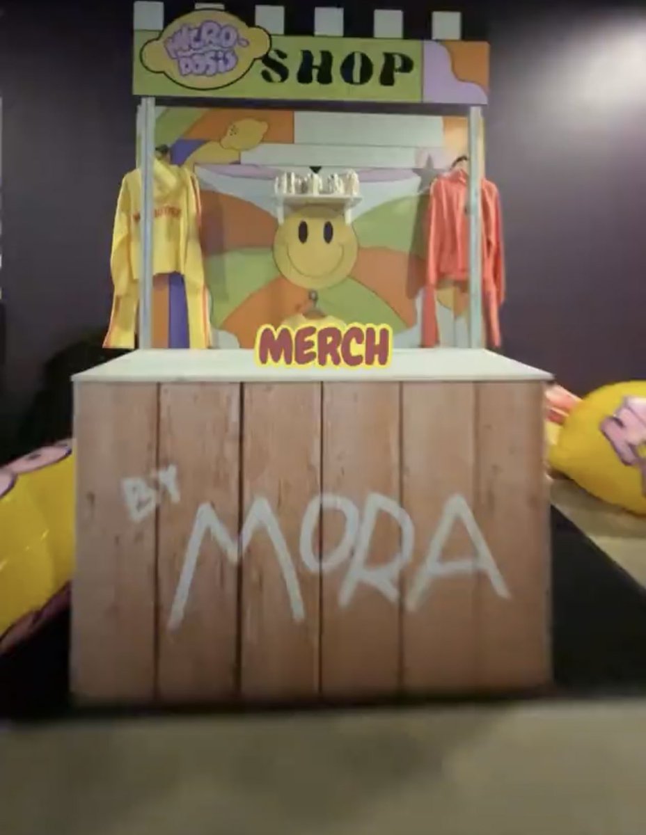 itscarlosivan's tweet photo. HAY MERCH EN MORAAA🍋 https://t.co/IYwZcID76s