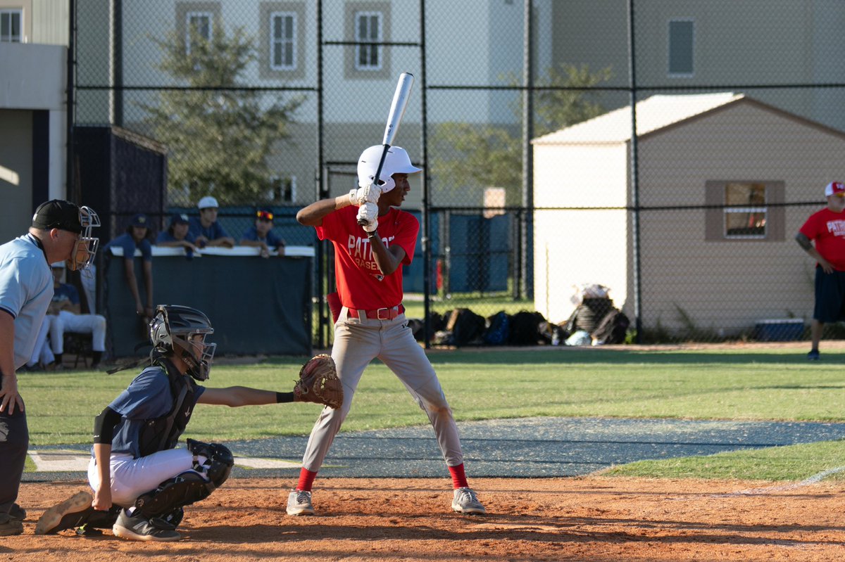 JustusMike2026's tweet photo. Good week won 2 out of 3 games    
1-2 , walk, 2 runs 
1-3, walk, 2RBIs, 2 runs
3 PA 1 hit, 2 BB, 2 runs
#LBHSBaseball
#Flash2

@LBbaseballHC 
@RealJemileWeeks https://t.co/QS05OJdde5
