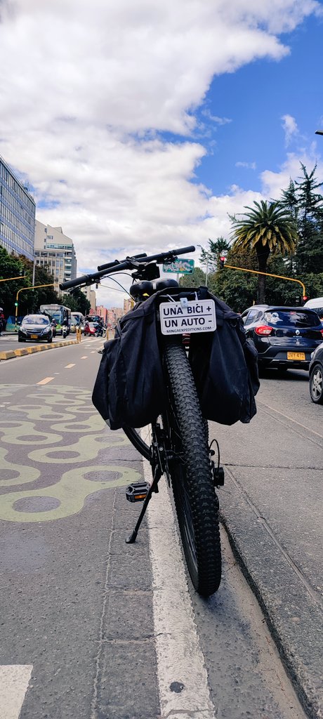 <a href="/WWFColombia/">WWF Colombia</a> <a href="/Bogota/">Alcaldía de Bogotá</a> <a href="/CiudadManizales/">Alcaldía de Manizales</a> <a href="/AlcaldiadeMed/">Alcaldía de Medellín</a> <a href="/rodrimartut/">BogotáSostenible</a> <a href="/ElRioBogota/">Río Bogotá</a> <a href="/MetroBogota/">Metro de Bogotá</a> <a href="/AlVerdeVivoOrg/">Fund. Al Verde Vivo</a> <a href="/UnicentroBogota/">Unicentro Bogotá</a> <a href="/bogotacomovamos/">Bogotá Cómo Vamos</a> <a href="/justmariangel/">Mariangel</a> #WeLoveBogota por la red de ciclorutas que tiene, en mi caso me permite llegar desde mi casa al trabajo en bicicleta aportando un grano de arena en la movilidad y reducción de la contaminación, además me ayuda a mantenerme en forma.