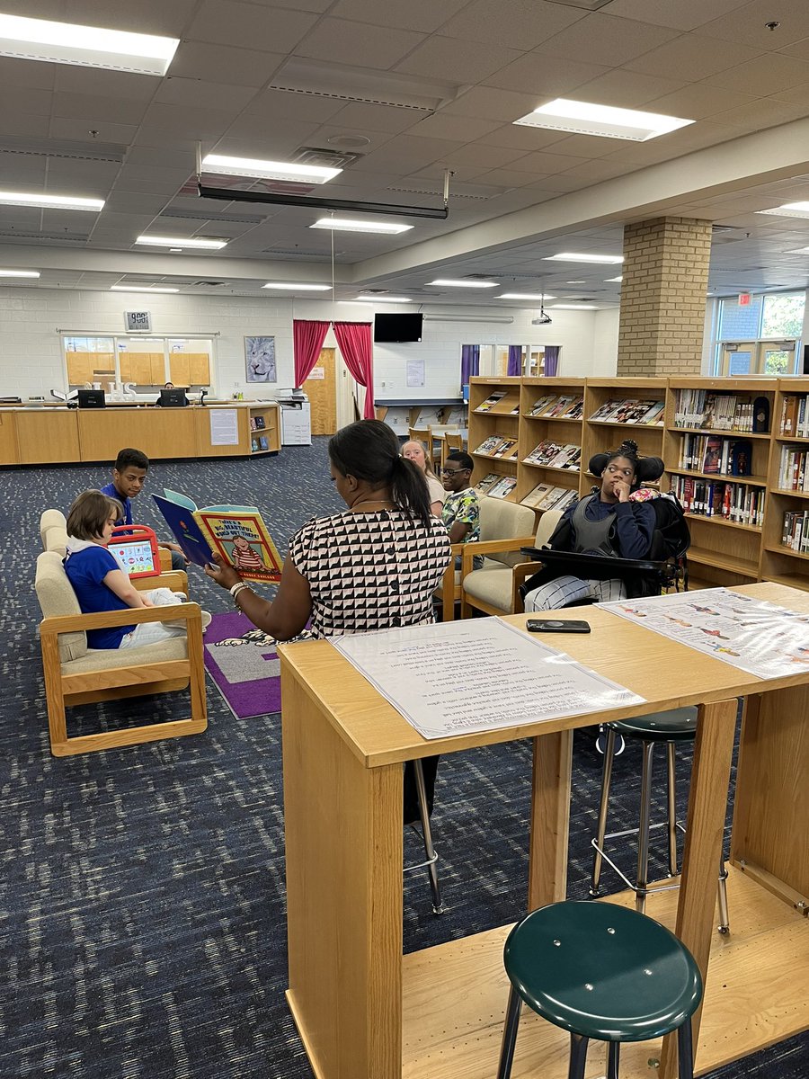 jforsyt2's tweet photo. Developing interests, finding materials, practicing library behavior all while enhancing literacy! Their most favorite part is story time and book review with @ShainaEducates! Our story today reinforced stepping out of your comfort zone as There’s A Big Beautiful World Out There! https://t.co/zhuqwf7Q9m