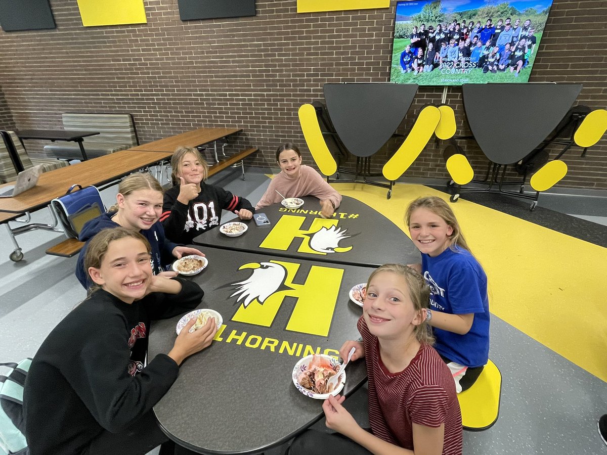 MrRileyReads's tweet photo. Final meet yesterday and awards ceremony today for @HorningMiddle Cross Country. Great students make a great season! Special shout-out to my fellow coaches for another awesome year. https://t.co/fuXxIEWLKx