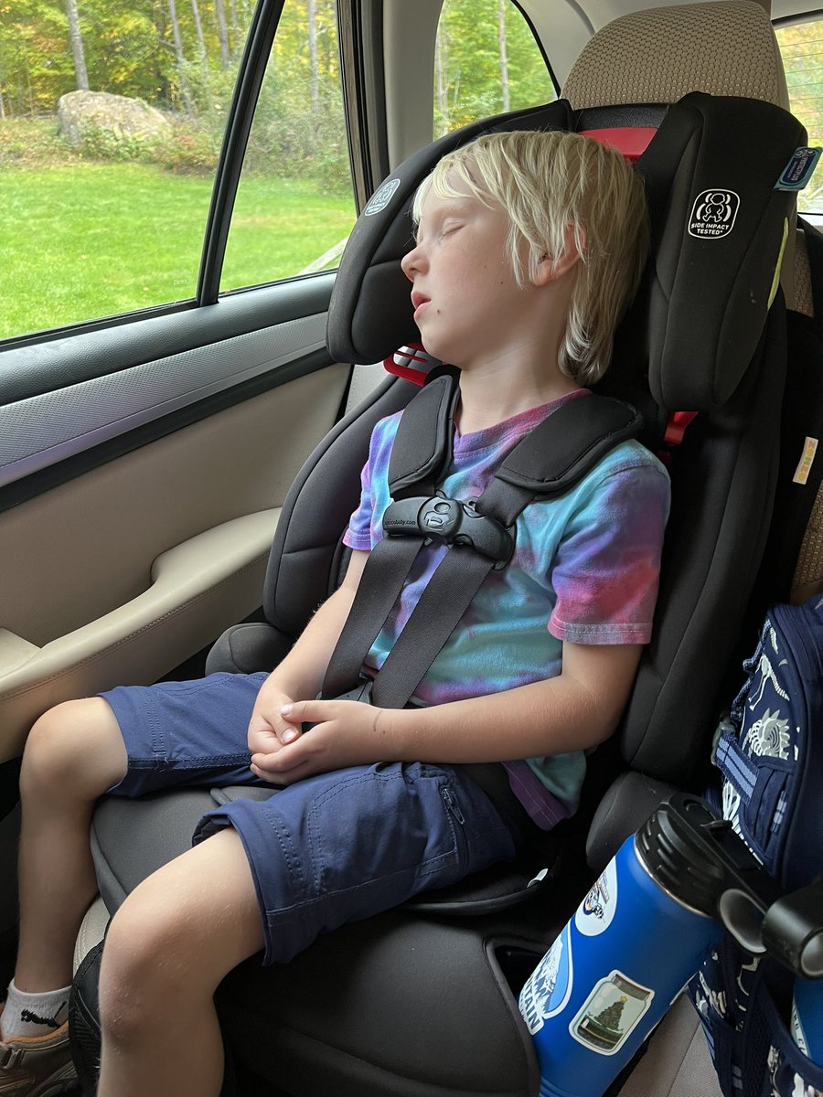 AdkRunner's tweet photo. Kindergarten is rough, man. 💙 https://t.co/mwC1Zx6xvv