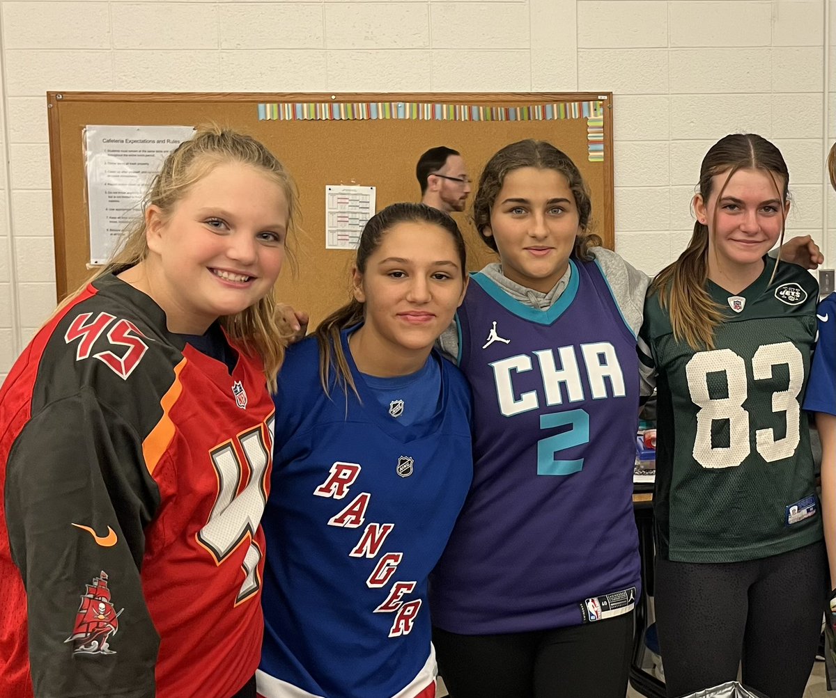 MrsKatieMinto's tweet photo. #Kreps staff and students showed their support to Team Up Against Bullying today with a sports apparel day @mrs_sfelicetta @rodpdj @MsDaSilvaAP https://t.co/kO9BIVgGA0