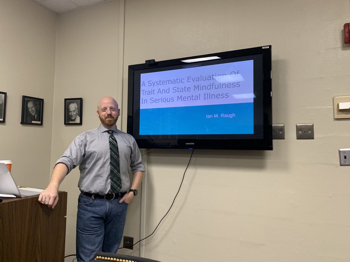 Congratulations to Ian Raugh for successfully proposing his dissertation! A 3 paper staple dissertation study looking at emotional monitoring and acceptance in SMI using EMA @IMRaugh @ugacanlab @ugapsychology