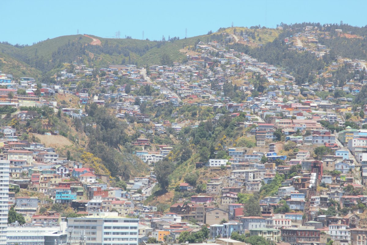 Gracias <a href="/Compat_CA/">Comité de Patrimonio Colegio Arquitectos</a> por compartir una reseña de mi investigación sobre el Paisaje Urbano Histórico PUH y la percepción de las comunidades patrimoniales de #Valparaíso comitepatrimonio.cl/gestion-del-pa…