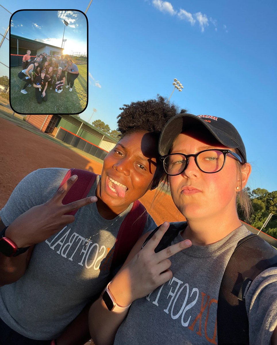 Hendrix College Softball tweet media