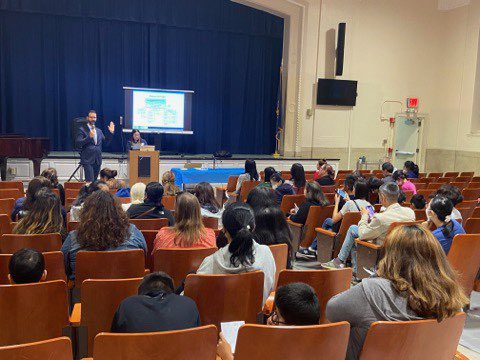 20_doe's tweet photo. Happening Now: Last stop on the Superintendent Fall Listening Tour at 20K204 with Dr. David Pretto. Thx to Principal Sainato for hosting! #ALLMeansALL #D20Strong @pretto_david @D20StudentSvcs @Lucia_Medina3 @DOEChancellor @DK_BlackburnNYC @ruxdanika @CECDistrict20 https://t.co/jki10S72U0