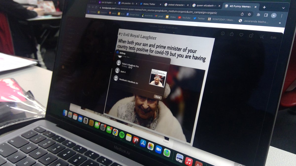 brynn446x's tweet photo. the person next to me is searching up "funny queen elizabeth memes" on google and is laughing https://t.co/2l0kcR2FlA