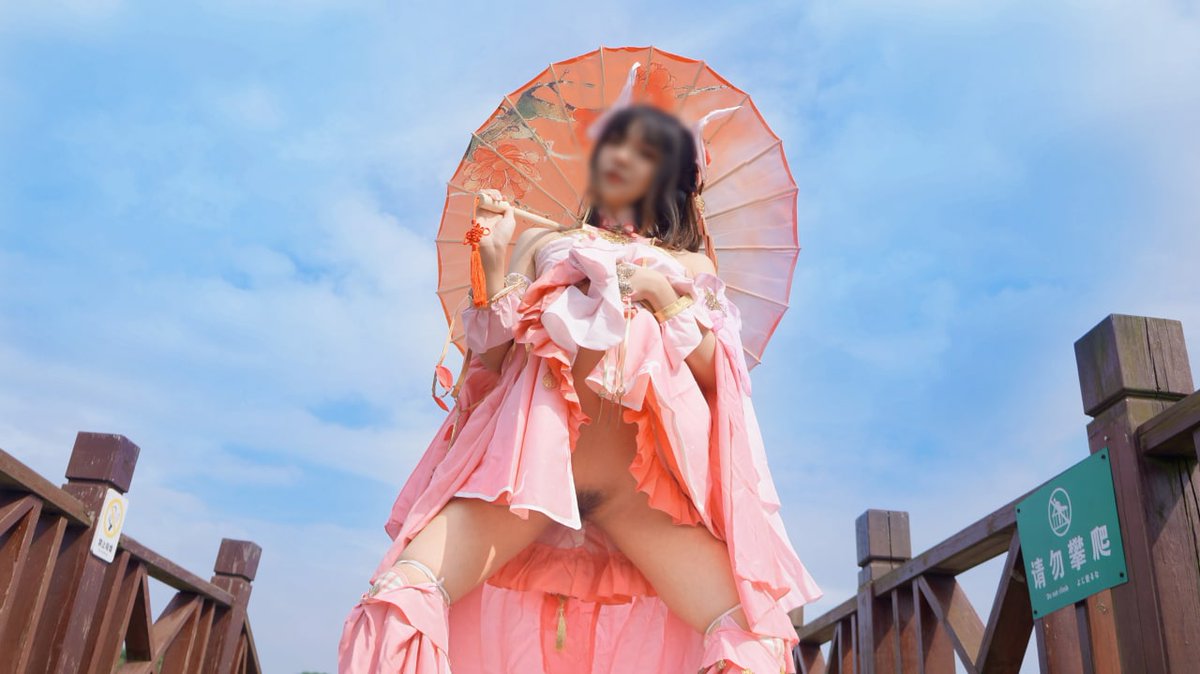 ShuNaSheYing's tweet photo. 反差婊 https://t.co/zUZAek0VPz