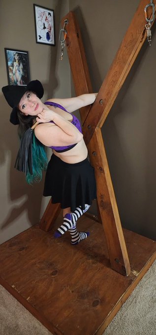 It's spooky season! That means more witchy content! Hit the 🔗s so you don't miss out... https://t.co