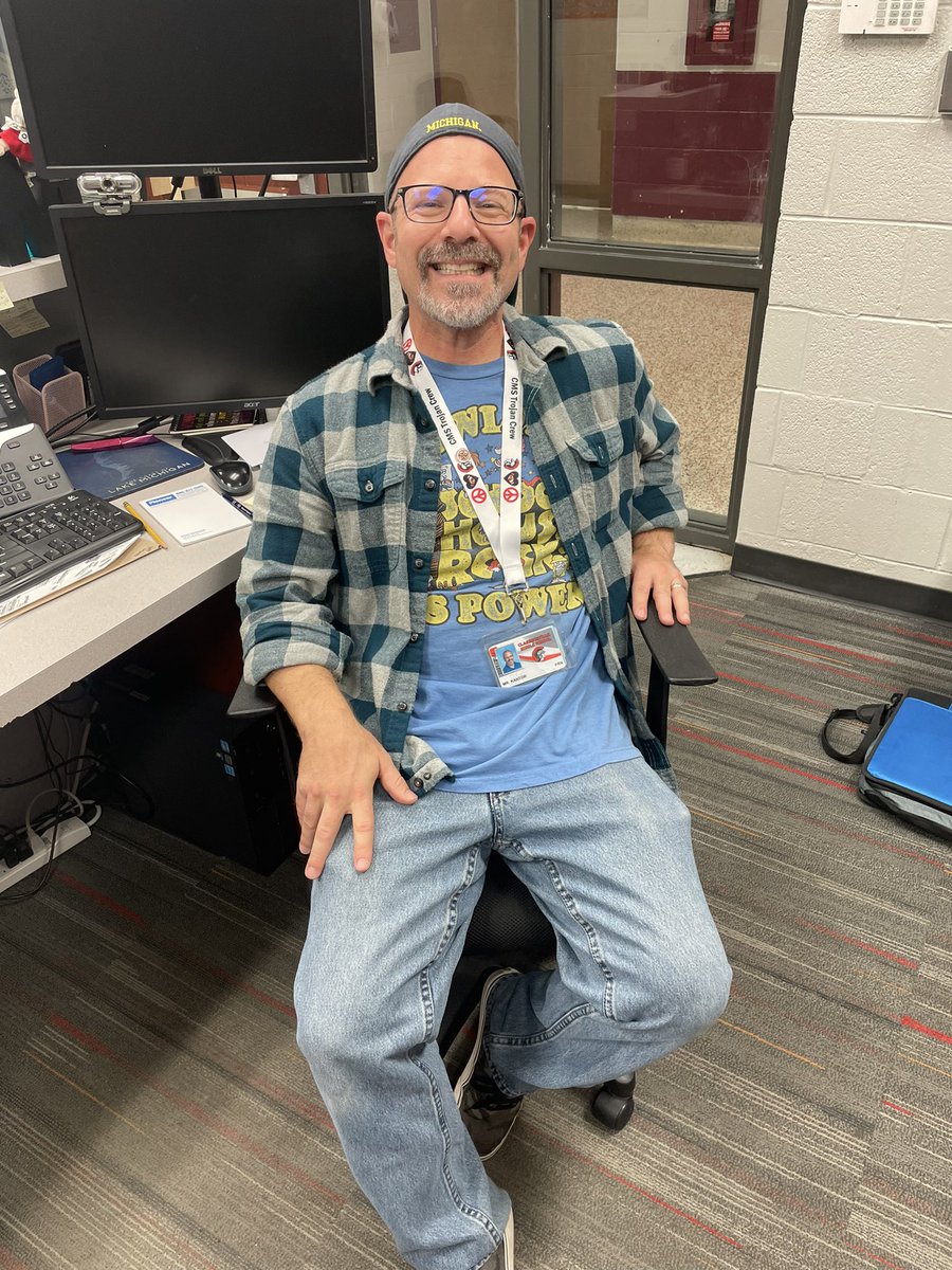 CVille_AP's tweet photo. Throwback Thursday at CMS! Lots of cool old school looks! What the students see as old school really makes me feel old… #cmstrojanpride #csd_allmeansall https://t.co/uT8V51MJSu