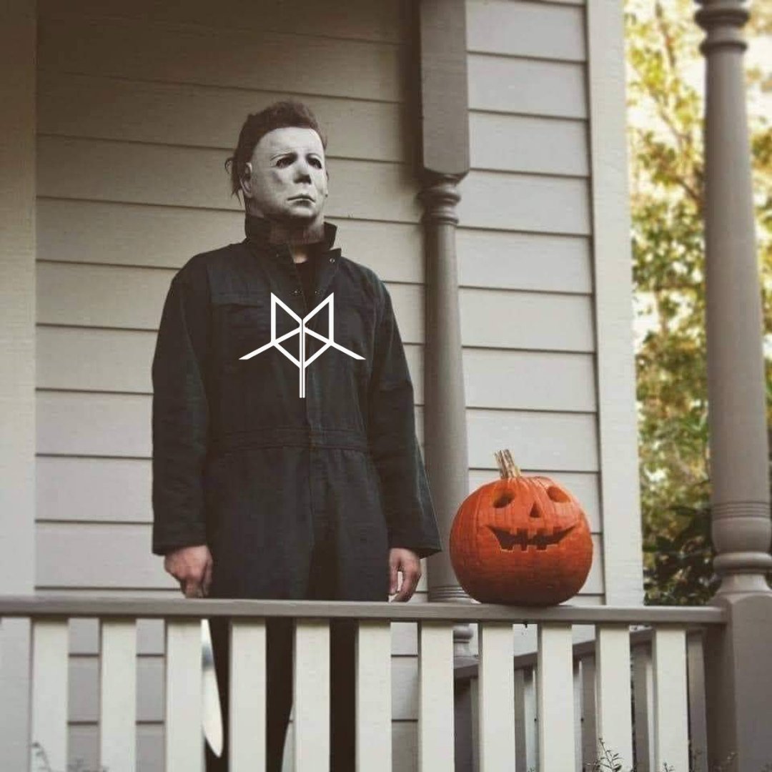 AnarchistMy's tweet photo. 𝕿𝖍𝖎𝖘 𝖎𝖘 𝕳𝖆𝖑𝖑𝖔𝖜𝖊𝖊𝖓 🎃👻🦇

#goth #halloween #october #horror #terror #movies #fyp #hailMAA https://t.co/mbvAttIqQV