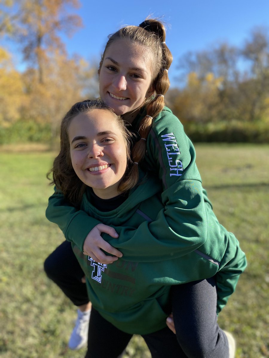 ThompsonCC2's tweet photo. And today — One of our favorite meets of the season! A huge thank you to GCC for hosting another great meet with the best monster cookies at the finish line! https://t.co/CYNmqEzAHZ