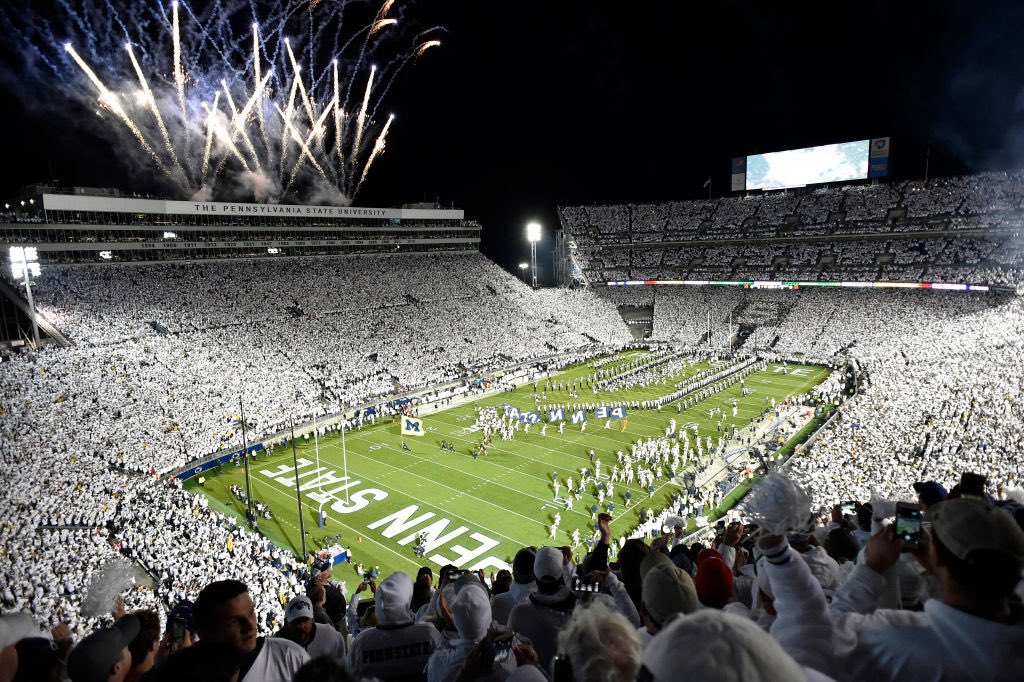 AWill4x's tweet photo. I’m EXTREMELY BLESSED to receive an offer from Penn State University☦︎︎!!!💙🤍 @coachseider @PennStateFball @coachjfranklin @EricKresser @ChadSimmons_ @CoachTHowle @BenjaminBucsFB https://t.co/sFBOZjphcr