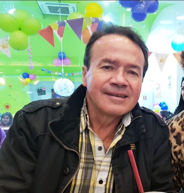 pa_asn's tweet photo. Nombre: José Arley García Basto
Edad: 65 años
Parece de demencia tipo Alzheimer.
Vestía de camisa blanca con cuadros azules pequeños, Jean azul, tenis negros y chaqueta negra.
Última vez visto el 04 de octubre al medio día en la Calle 80 #71b-03, Barrio La Clarita, Engativá. https://t.co/mYmHqlOz9p