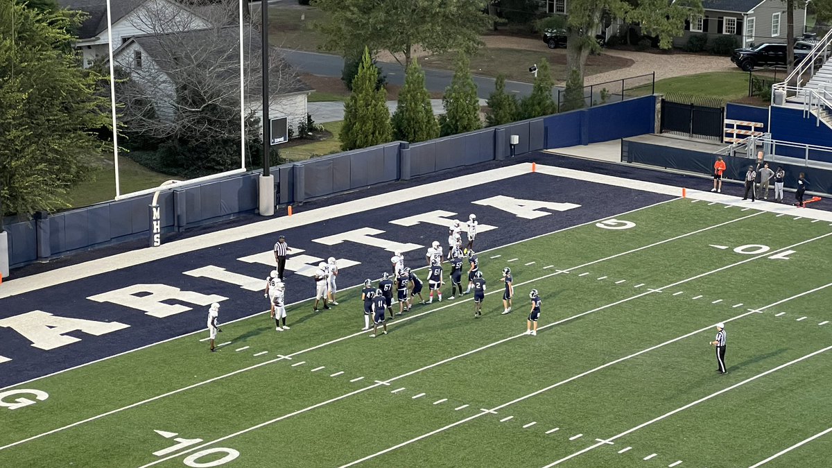TMayerTV's tweet photo. Beautiful evening for #ThursdayNightFootball @MHSFBFAMILY hosting @KMHS_FootballGa @MariettaGAhs @KMHS_GA @MariettaCitySch #MariettaBlueDevils #MHSBlueDevils #PAGameDay #PAannouncer https://t.co/ED6T0B1IQC