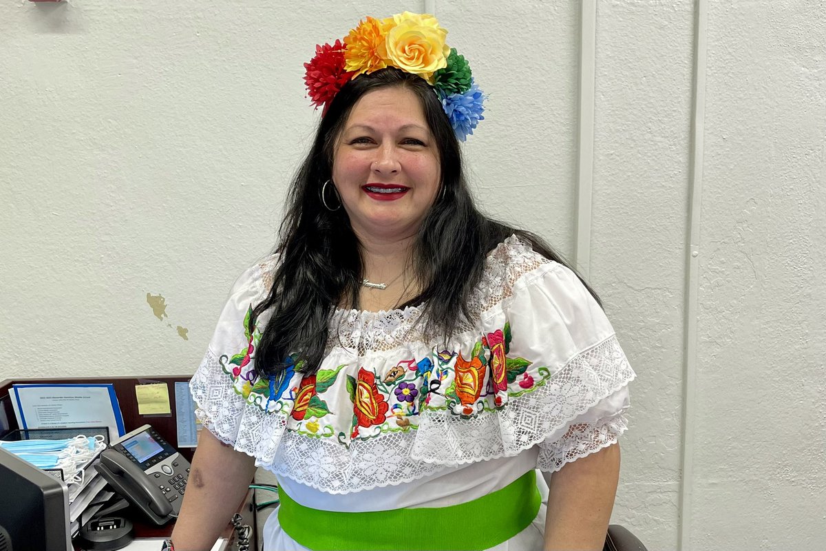 Alexander Hamilton MS HISD tweet media