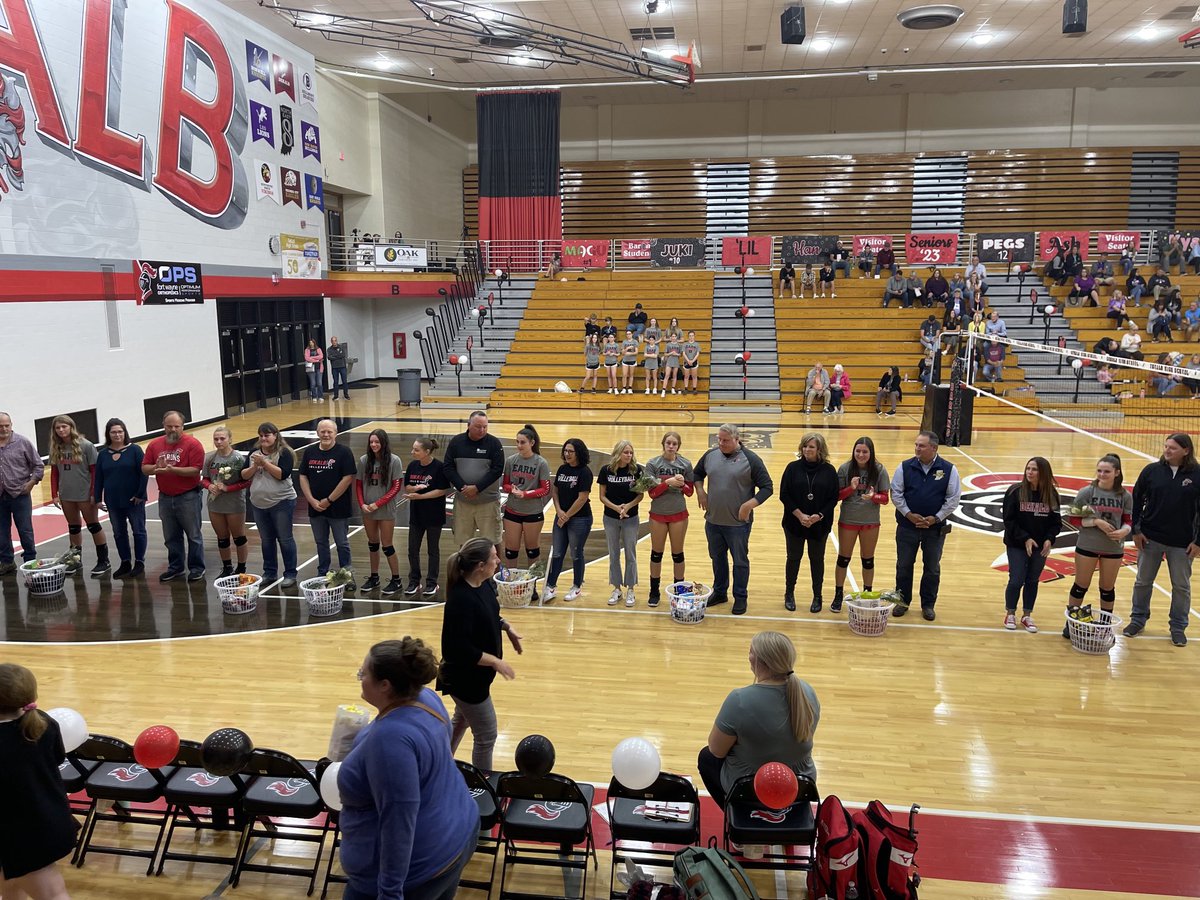 BaronAthletics's tweet photo. Baron Athletics 
Congratulations and Thank you to our Senior Lady Barons and their parents for the dedication, hard work, and support that you have given our program 
#WeAreDeKalb https://t.co/4H8MiYLi62