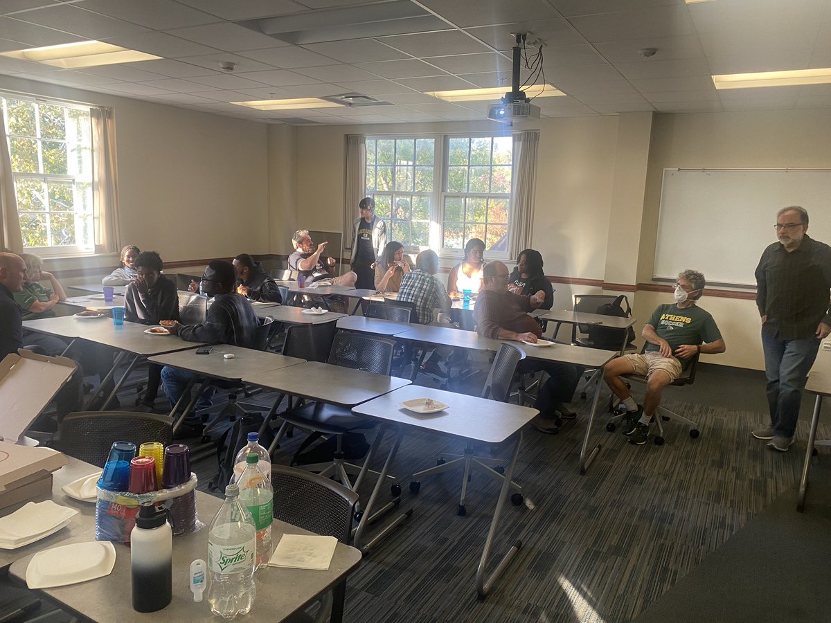 Thank you to everyone who came out to our Pizza with Professors event!!