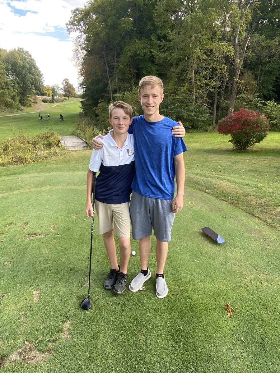 coachtruex's tweet photo. The second matchup of the night had Camden Campbell from Team Cohen against Devon Schultz from Team Senften! Devon’s brother Ethan was on the bag but it wouldn’t be enough help as Camden won the match for Team Cohen! #GalesGolf #ParTeeTime https://t.co/bUgWOM9Imt