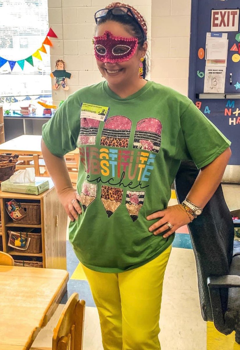 KEdenny08's tweet photo. When you have amazing substitutes at your school you must share them with Twitter! @nte_dolphins  @nte_pta @penderschools https://t.co/KqPsF3efoZ