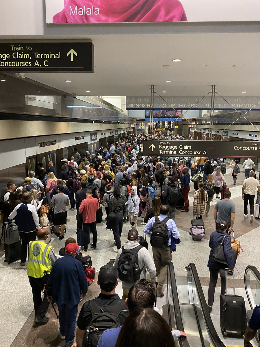 jvancewatson's tweet image. #DEN #trainissue