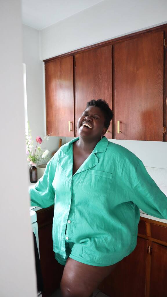 styleisstyle's tweet image. simple mantra for your consideration this week, cause lord knows I need it too.

𝙞𝙣 𝙢𝙮 𝙗𝙤𝙙𝙮 𝙞𝙨 𝙖 𝙜𝙤𝙤𝙙 𝙥𝙡𝙖𝙘𝙚 𝙩𝙤 𝙗𝙚.

——————————————————
#visiblyplussize #ootdplussize #nonbinarystyle  #fatatanyangle instagr.am/reel/CjY-qKcJm…