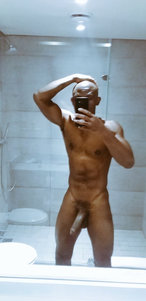 SexyChocolateG2's tweet photo. Goodnight ❤ https://t.co/2dWLYSOpg8